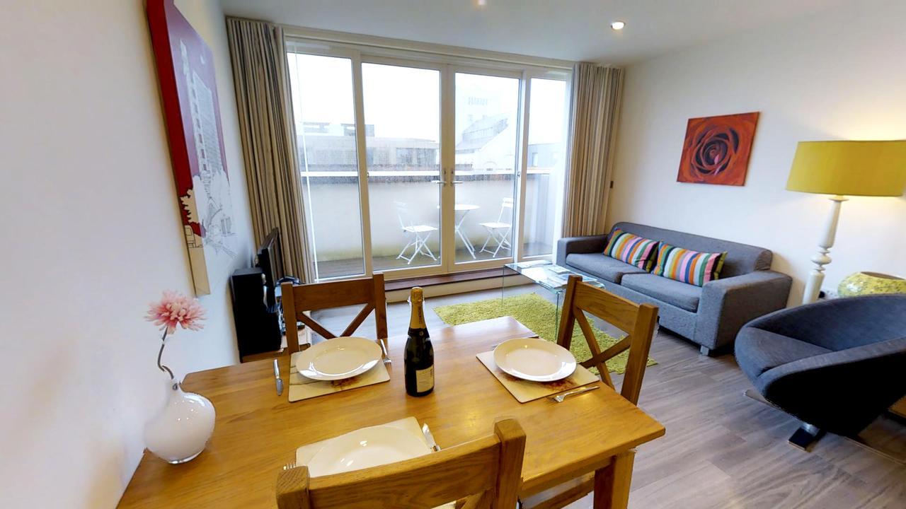 Signet Apartments - Ceres เคมบริดจ์ ภายนอก รูปภาพ